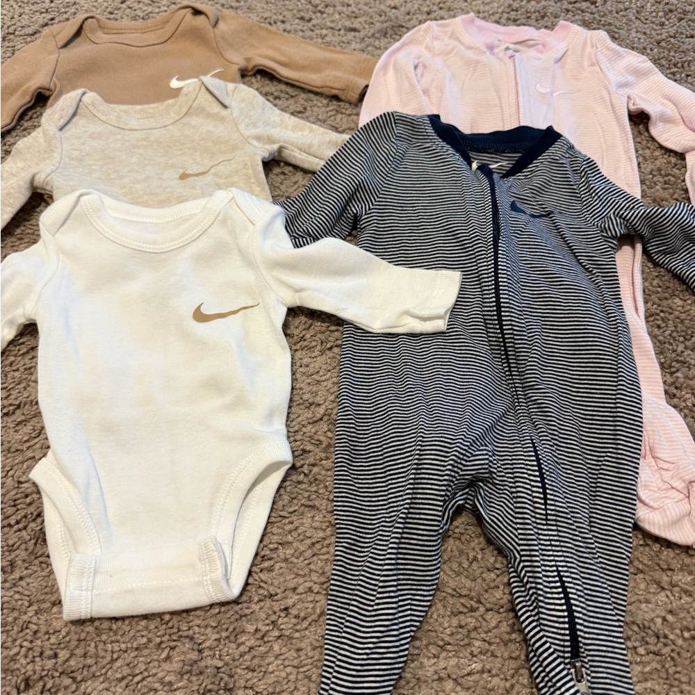 Nike newborn long sleeve onesie and footies